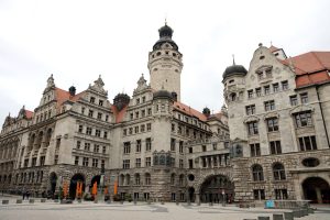 Das Neue Rathaus vom Burgplatz aus gesehen.