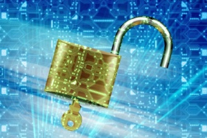 Symbolbild Datenschutz, goldenes Vorhängeschloss vor blauer "Datenwolke"